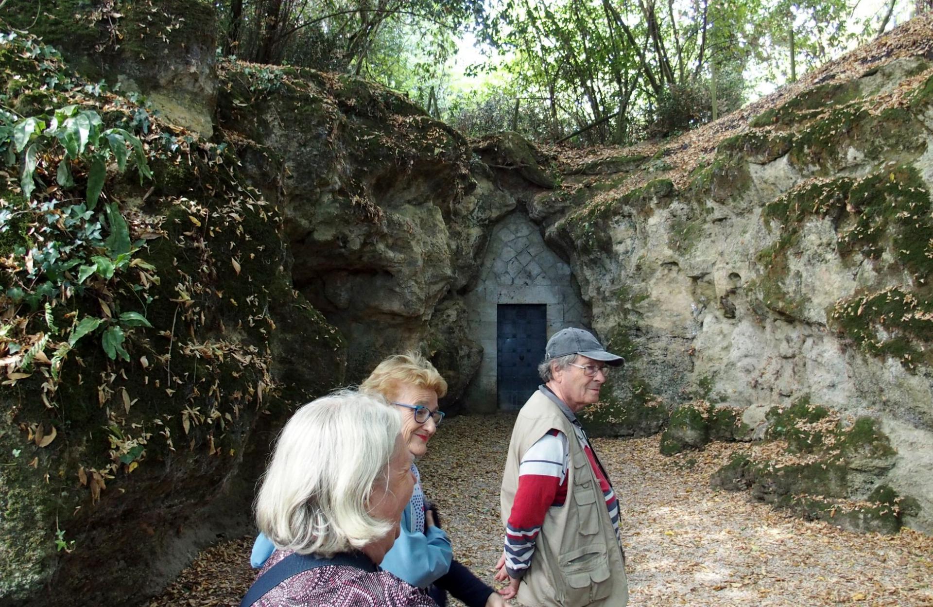 entrée de la grotte